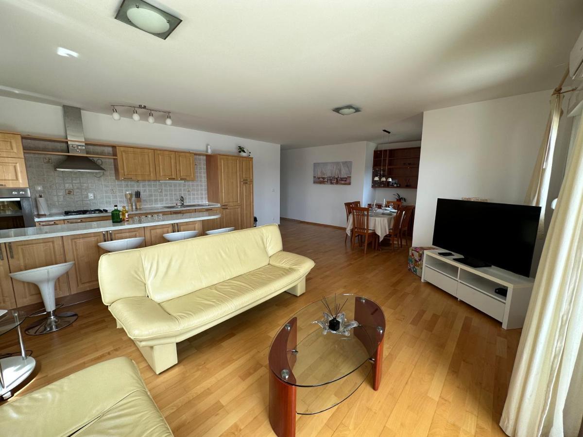 Aurora Luxury Apartment Traù Esterno foto
