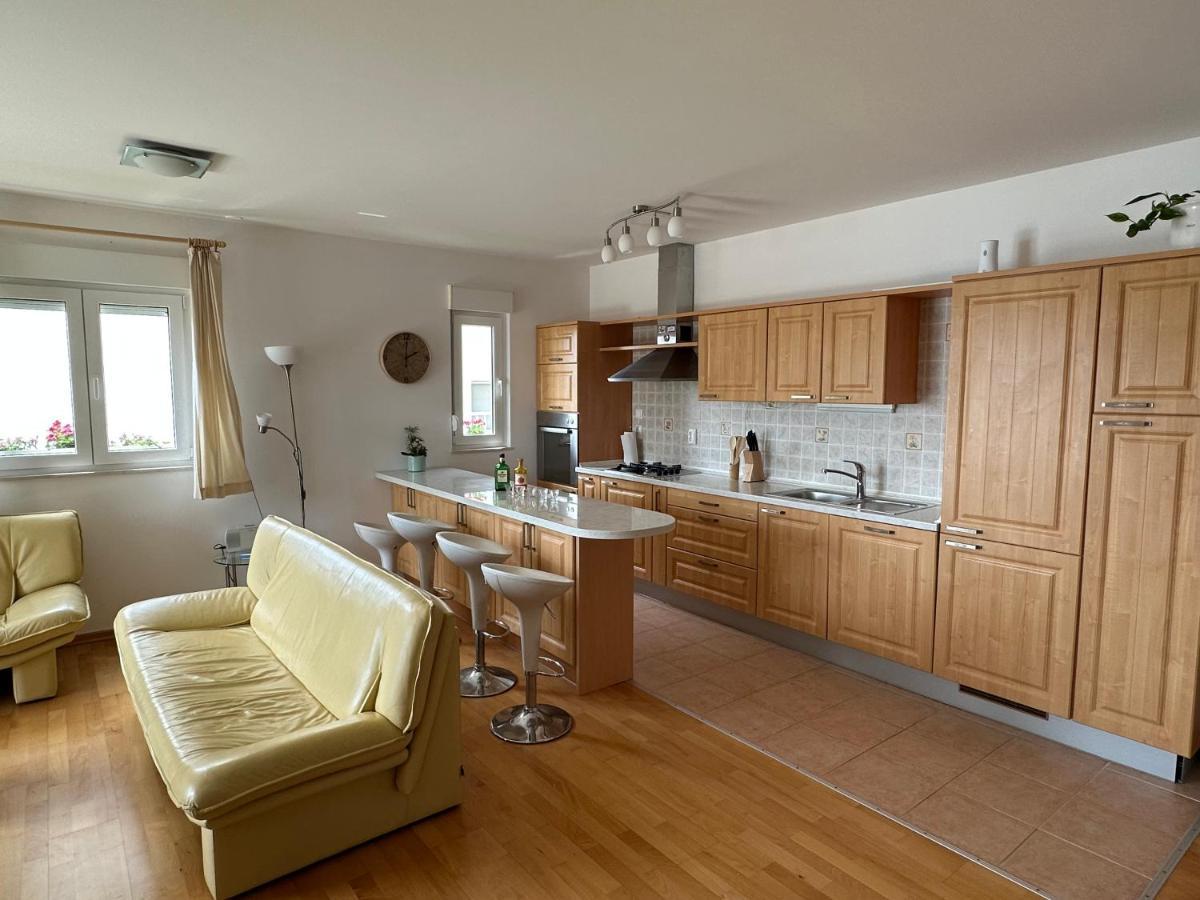 Aurora Luxury Apartment Traù Esterno foto