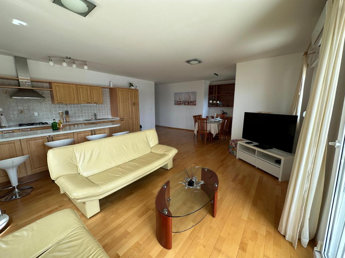 Aurora Luxury Apartment Traù Esterno foto